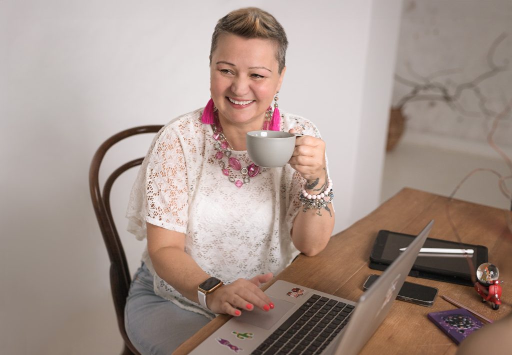 Jerabek-Karlovich Andi webdesigner és Kajabi szakértő – ismerj meg